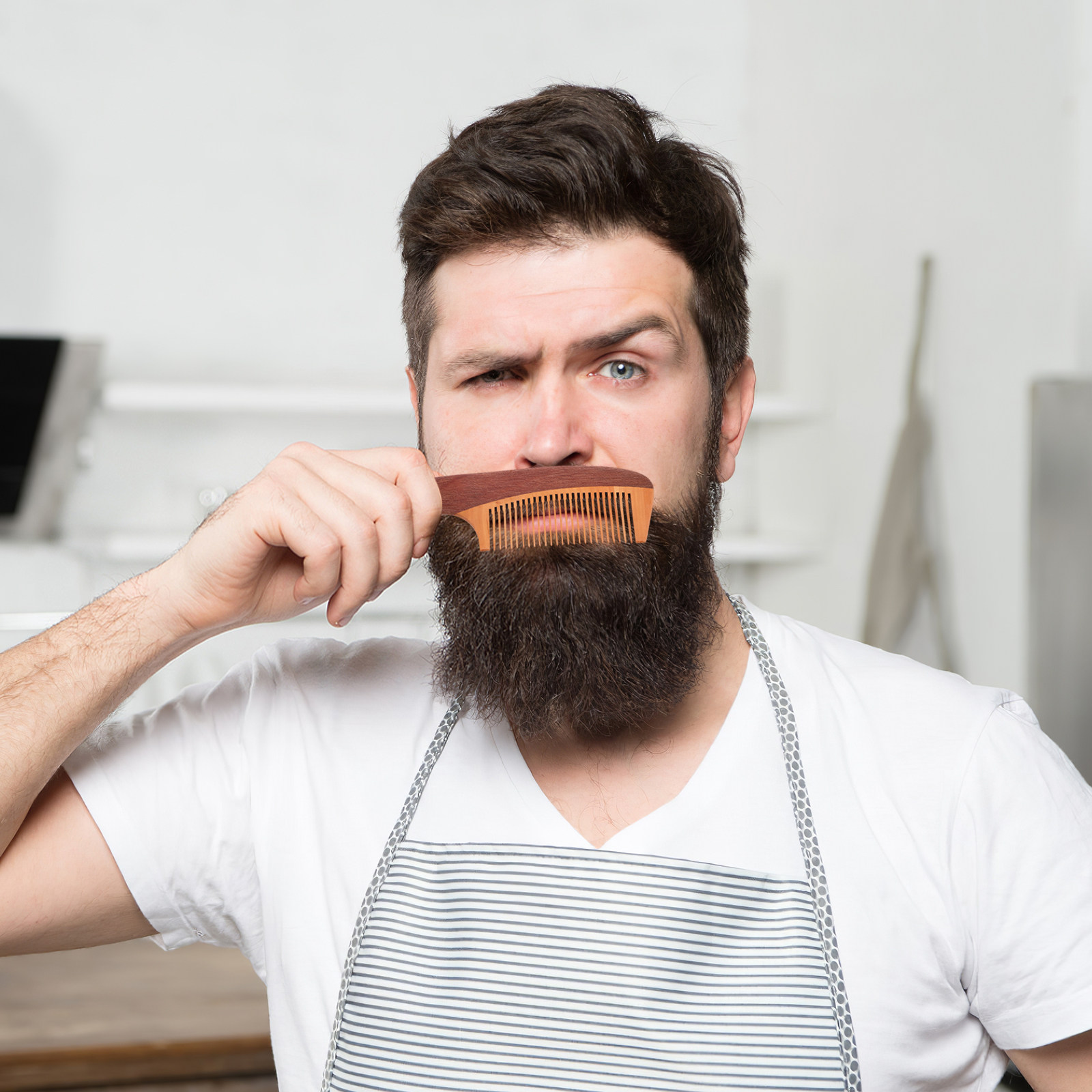 Расческа для бороды и усов, де – обзор и цена Beard Oil